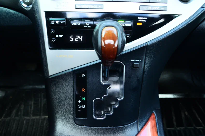 Lexus RX 2010 - 16