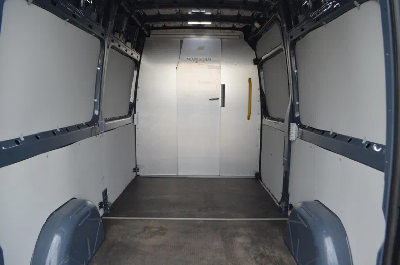 Mercedes-Benz Sprinter 2020 - 25