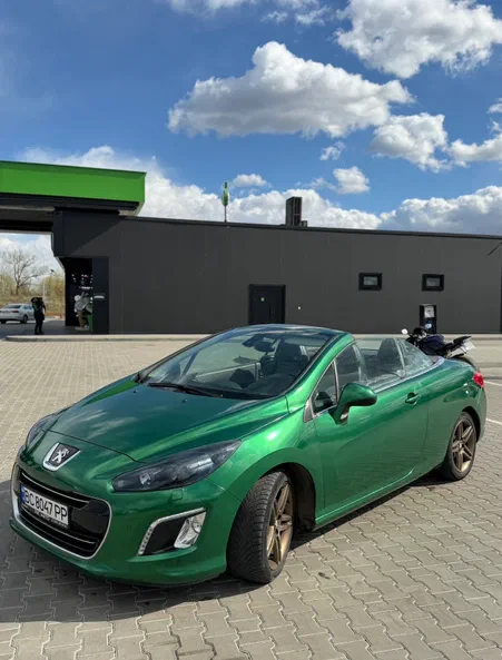 Peugeot 308 2011 - 1