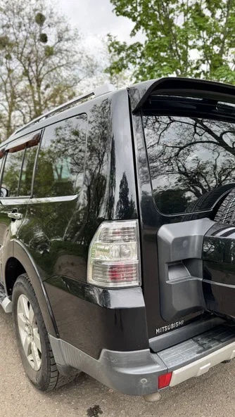 Mitsubishi Pajero 2008 - 10