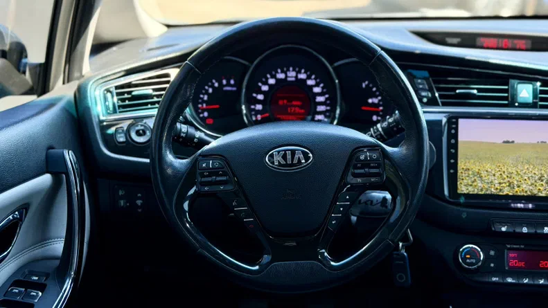 Kia Ceed 2017 - 15
