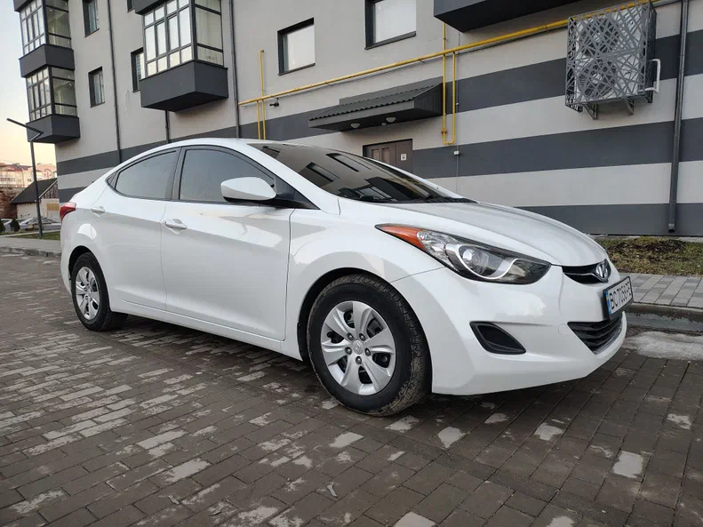 Hyundai Elantra 2013 - 10