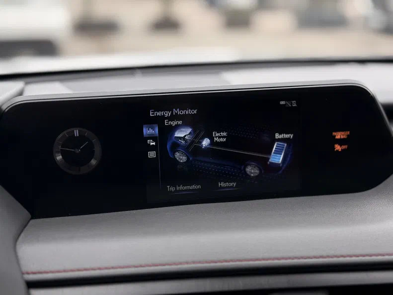 Lexus UX 2019 - 17