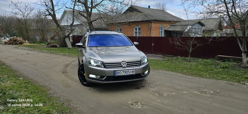 Volkswagen Passat 2012 - 0