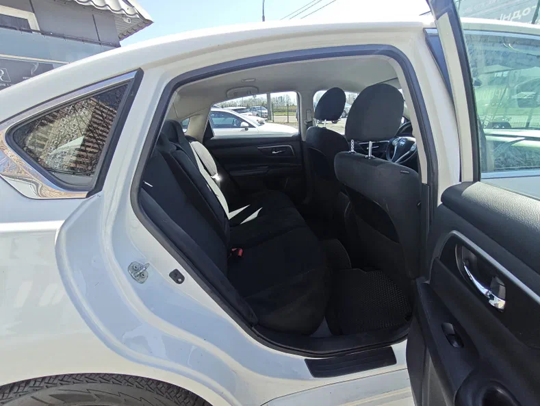 Nissan Altima 2015 - 20
