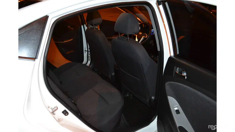 Hyundai Accent 2012 - 17