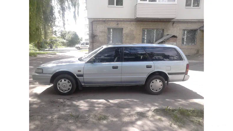 Mazda 626 1989