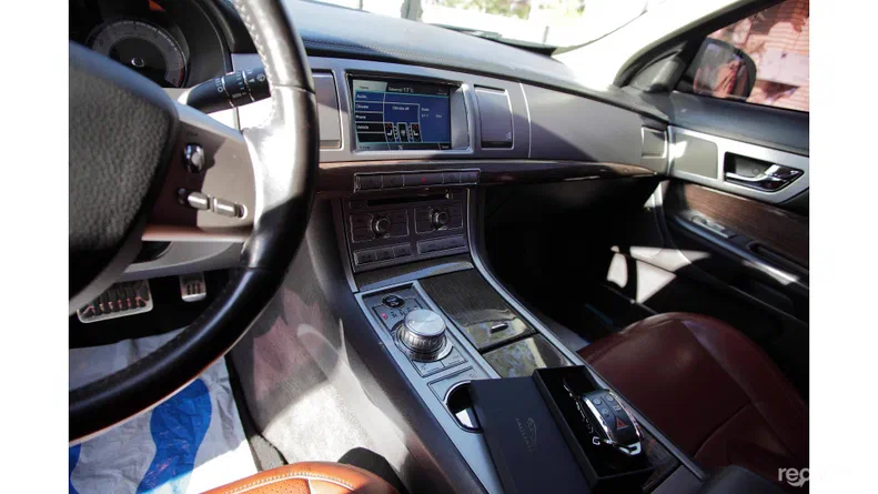 Jaguar XF 2008 - 5