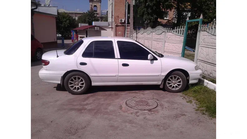 Kia Sephia 1996