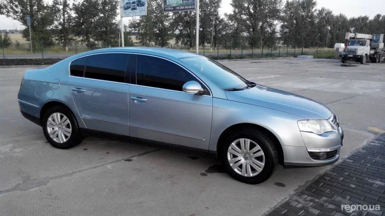 Volkswagen Passat 2006 - 5