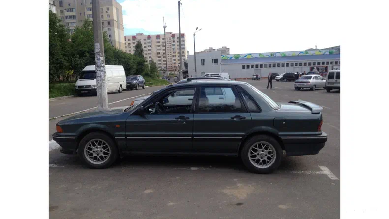 Mitsubishi Galant 1988