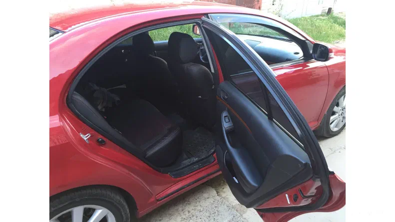 Toyota Avensis 2006 - 14