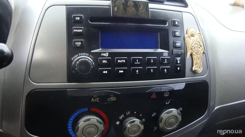 Chery Tiggo (T11) 2008 - 5