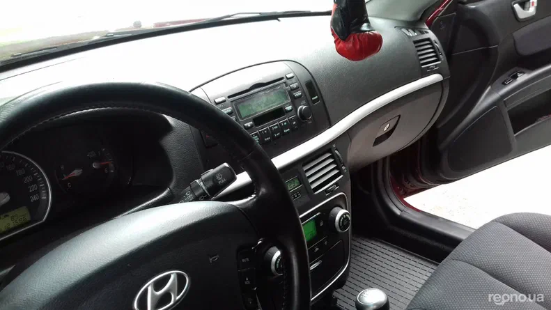 Hyundai Sonata 2008 - 13