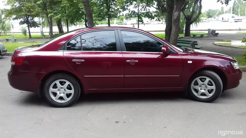 Hyundai Sonata 2008 - 8