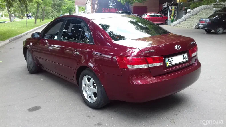 Hyundai Sonata 2008