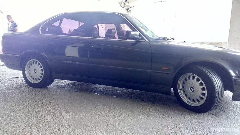 BMW 5 серии 1993