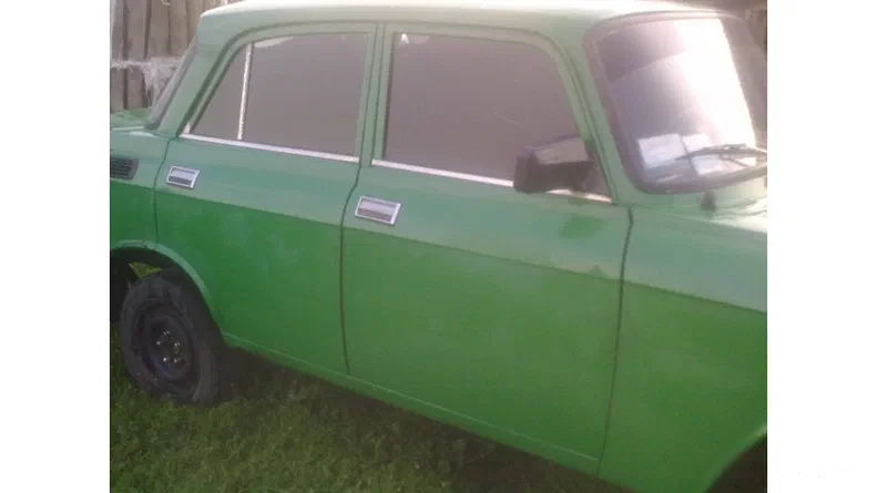 Москвич 2140 1987 - 6