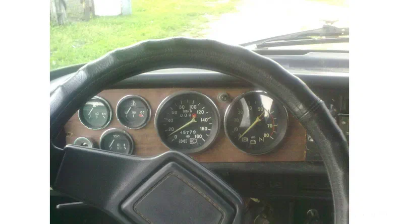 Москвич 2140 1987