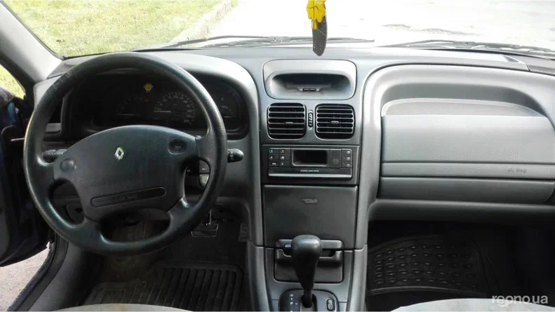 Renault Laguna 1995 - 17