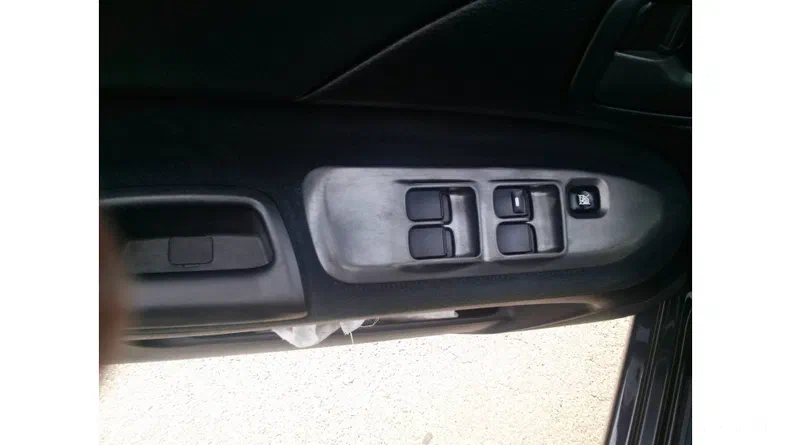 Mitsubishi Lancer 2006 - 5