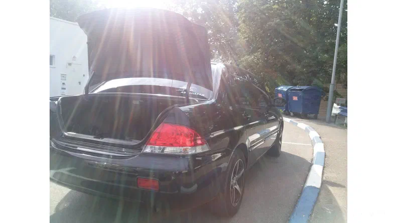 Mitsubishi Lancer 2006 - 12