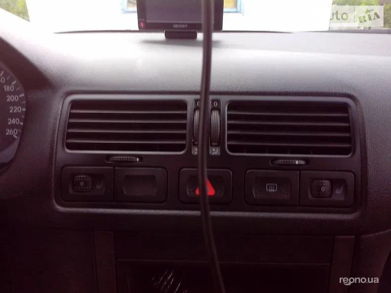 Volkswagen Bora 2003