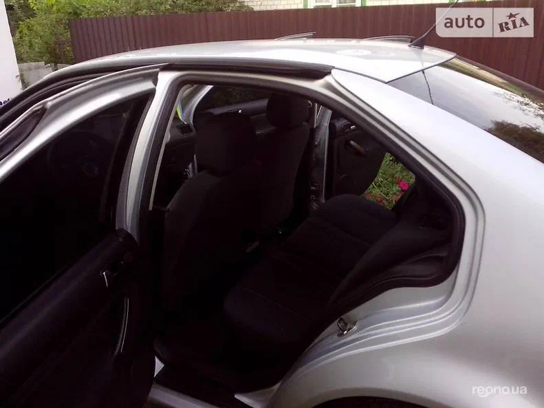 Volkswagen Bora 2003 - 13