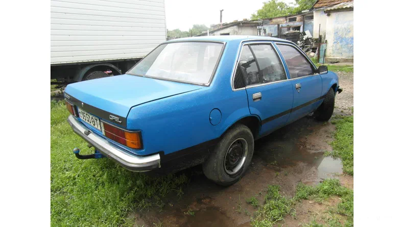 Opel Rekord 1981