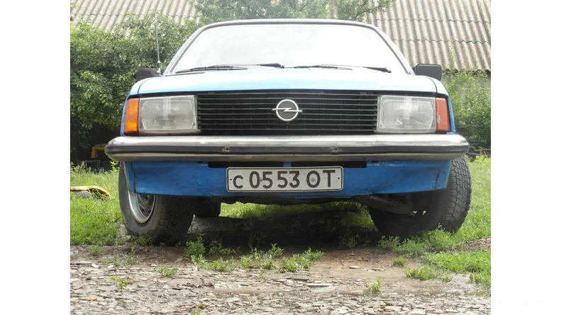 Opel Rekord 1981