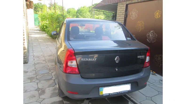 Renault Logan 2010
