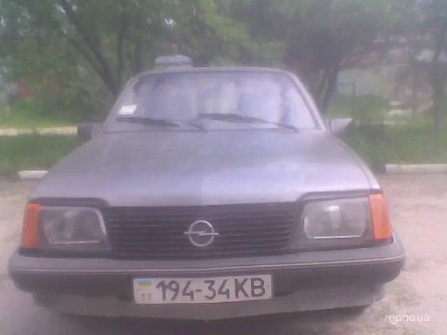 Opel Ascona 1985