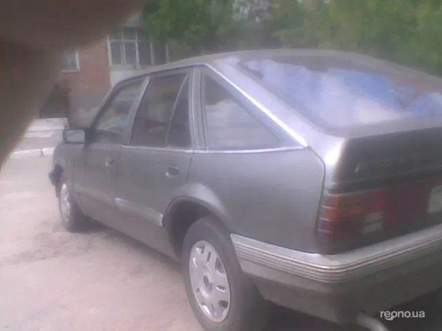 Opel Ascona 1985