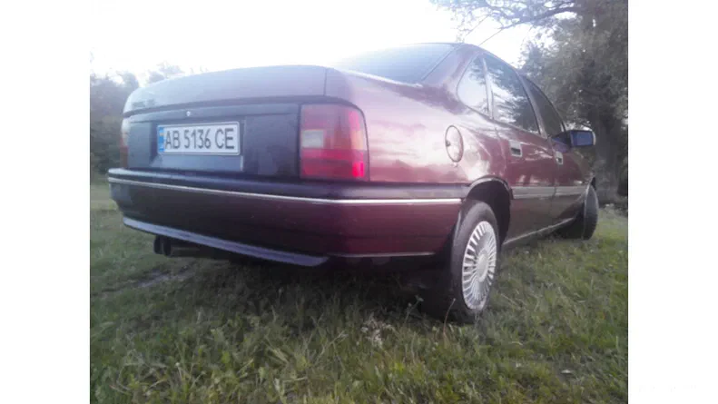 Opel Vectra 1990 - 11