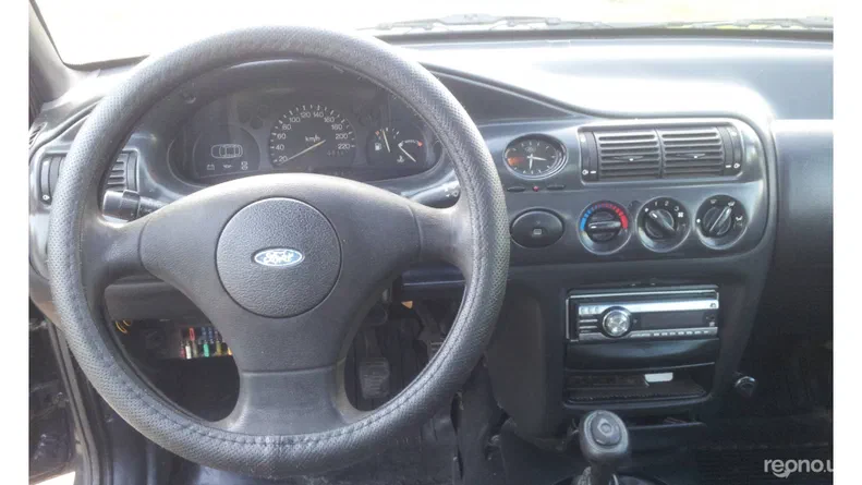 Ford Escort 1997 - 5