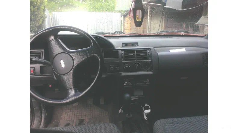 Ford Escort 1991 - 5
