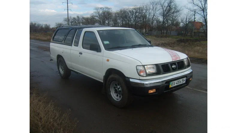 Nissan Navara (Frontier) 2001 - 8
