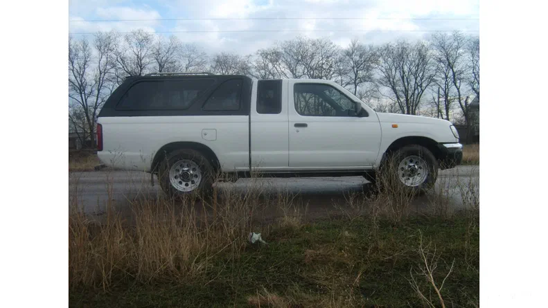 Nissan Navara (Frontier) 2001 - 7