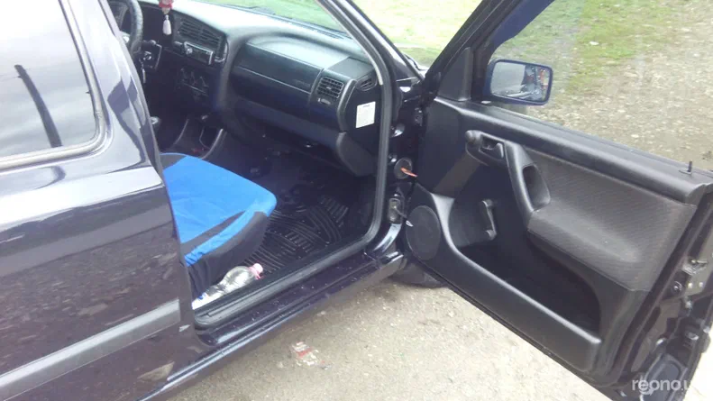 Volkswagen Golf 1995 - 10