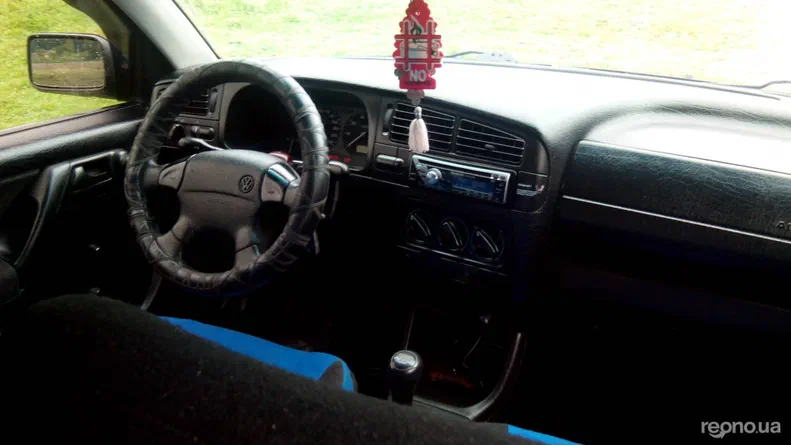 Volkswagen Golf 1995 - 6