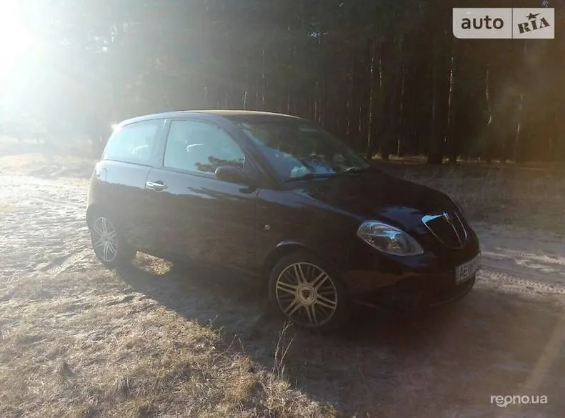 Lancia Ypsilon 2008