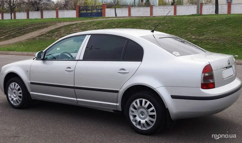 Skoda Superb 2007 - 17