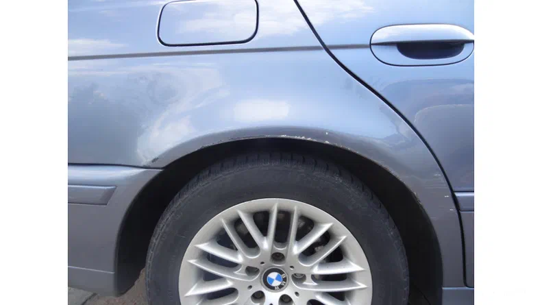 BMW 5 серія 2001 - 6