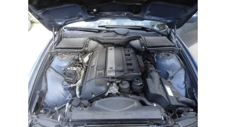 BMW 5 серии 2001