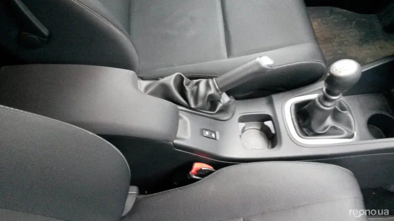 Renault Megane 2011 - 5