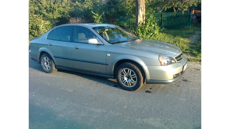 Chevrolet Evanda 2005
