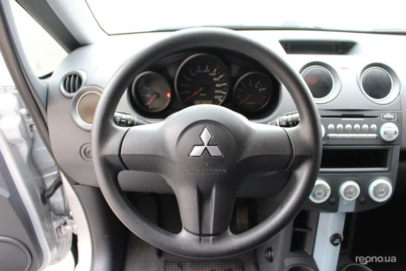 Mitsubishi Colt 2008 - 5