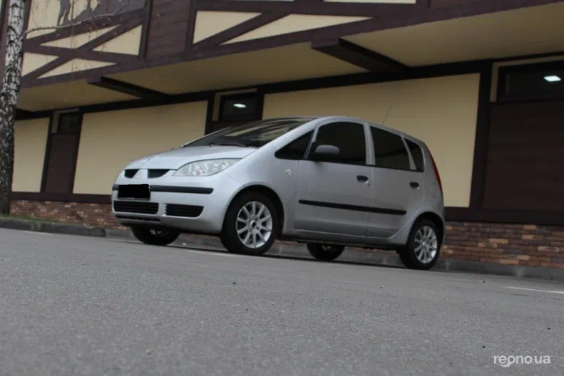 Mitsubishi Colt 2008 - 18