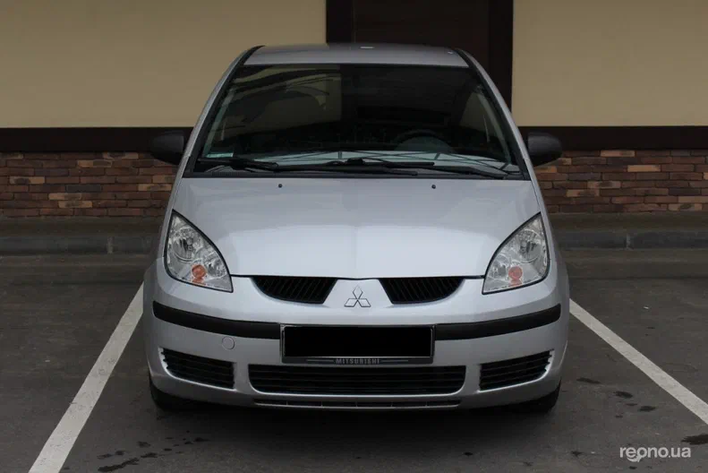 Mitsubishi Colt 2008 - 17
