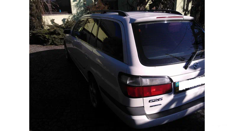 Mazda 626 2000